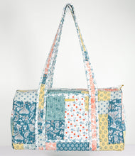 Load image into Gallery viewer, QUILTED DUFFLE BAG