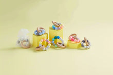 Load image into Gallery viewer, SILICONE & WOOD TEETHER