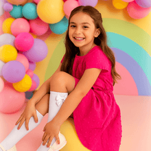 Load image into Gallery viewer, WHITE SATIN BOW SCALLOPED KNEE SOCKS