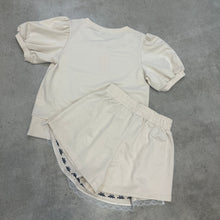 Load image into Gallery viewer, CREAM SKORT SET BOW