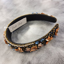 Load image into Gallery viewer, FLOWER BEADED HEADBAND