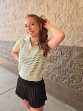 Load image into Gallery viewer, QUARTER ZIP SWEATER VEST - SPRING