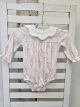 Load image into Gallery viewer, COQUETTE BOW PRINTED BUBBLE