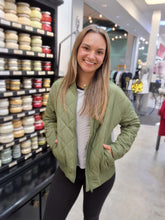Load image into Gallery viewer, OLIVE SPORTY DIAMOND QUILTED JACKET