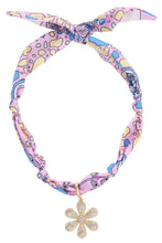 Load image into Gallery viewer, SCARLET PAVE DAISY SCARF NECKLACE