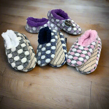 Load image into Gallery viewer, SPOT THE DOT SLIPPERS -