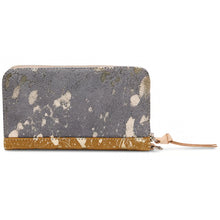 Load image into Gallery viewer, CONSUELA ESSENTIAL WALLET - BEAU