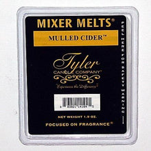 Load image into Gallery viewer, TYLER CANDLES COLLECTION - MULLED CIDER