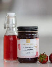 Load image into Gallery viewer, STRAWBERRY JALAPENO JAM