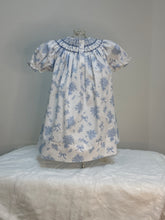 Load image into Gallery viewer, EVELYN SMOCKED FLORAL DRESS
