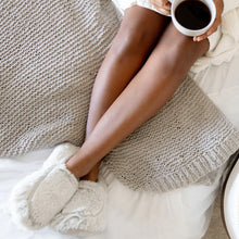 Load image into Gallery viewer, WARMIES SLIPPERS - GRAY MARSHMALLOW