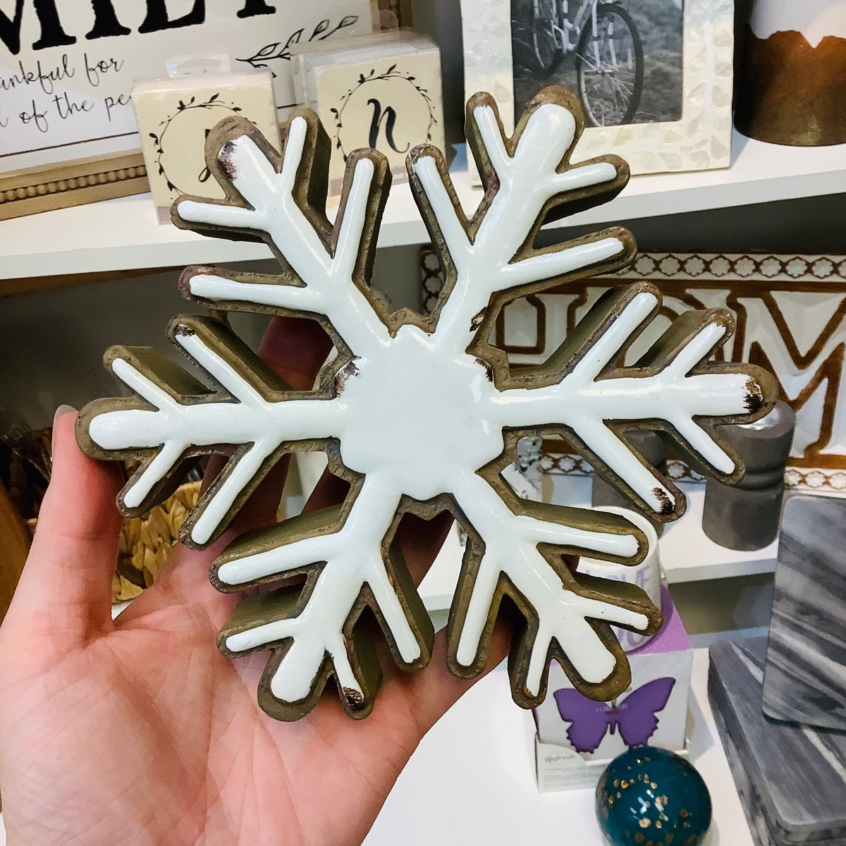 RESIN TABLETOP SNOWFLAKES Deb & Co. Boutique
