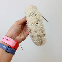 Load image into Gallery viewer, PEARL HAIRBAND