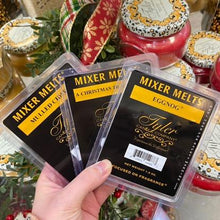 Load image into Gallery viewer, TYLER CANDLES COLLECTION - MULLED CIDER