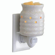 Load image into Gallery viewer, PLUGGABLE FARMHOUSE FRAGANCE WARMER