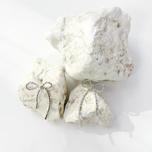 Load image into Gallery viewer, BOW EARRINGS - SILVER