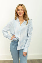 Load image into Gallery viewer, KATHERN CLASSIC BUTTON-UP