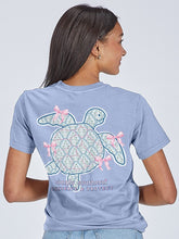 Load image into Gallery viewer, DAMASK TURTLE TRACKER TEE