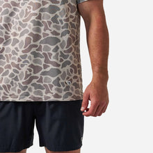 Load image into Gallery viewer, BURLEBO SS PERFORMANCE HOODIE - CLASSIC DEER CAMO