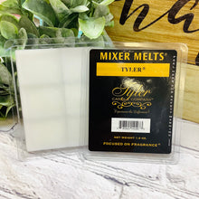 Load image into Gallery viewer, TYLER® PRESTIGE CANDLE COLLECTION
