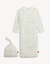 Load image into Gallery viewer, MAGNET ME GOWN + HAT SET - NURSERY MAGIC CREAM