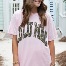 Load image into Gallery viewer, LULU MAC MOSSY OAK TEE - BLOSSOM/CAMO