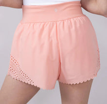 Load image into Gallery viewer, SCALLOP SHORT - CORAL