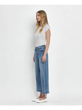 Load image into Gallery viewer, FLYING MONKEY SAGACITY CROP WIDE LEG JEANS
