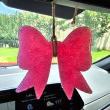 Load image into Gallery viewer, PINK BOW CAR FRESHIE
