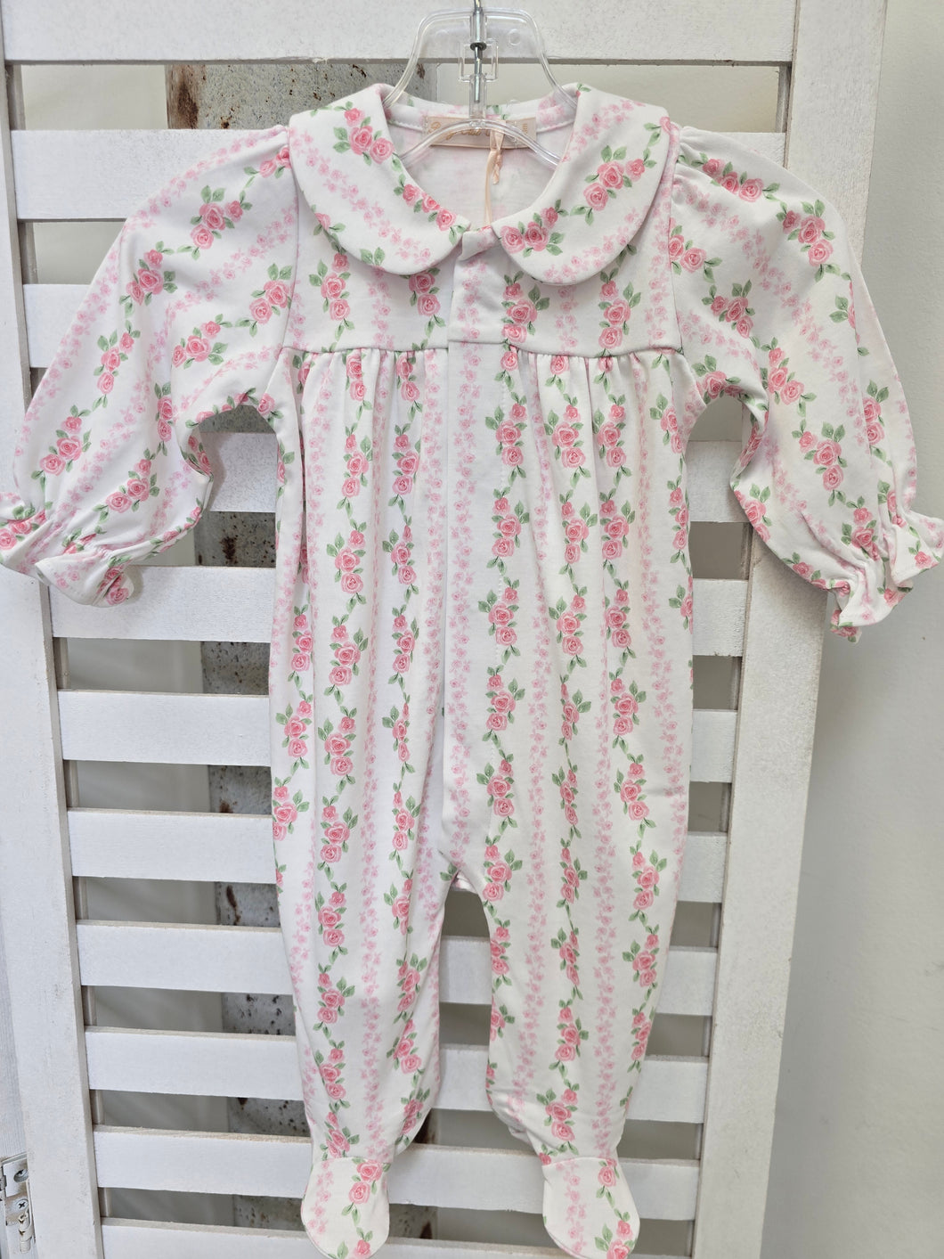 SOFT ROSE PRINTED FOOTIE W/ROUND COLLAR