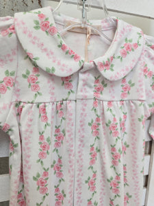 SOFT ROSE PRINTED FOOTIE W/ROUND COLLAR