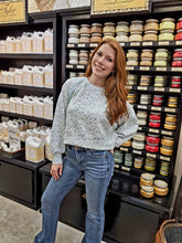 Load image into Gallery viewer, WILDFLOWER PULLOVER
