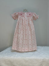 Load image into Gallery viewer, BRITNEY SMOCKED FLORAL DRESS
