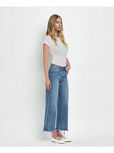 Load image into Gallery viewer, FLYING MONKEY SAGACITY CROP WIDE LEG JEANS
