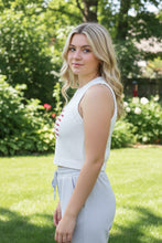 Load image into Gallery viewer, USA FLOWER TANK
