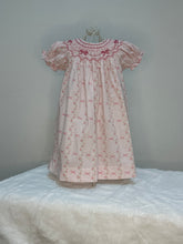 Load image into Gallery viewer, BRITNEY SMOCKED FLORAL DRESS
