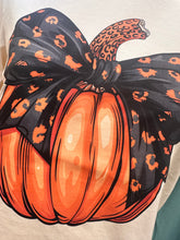 Load image into Gallery viewer, LEOPARD PUMPKIN
