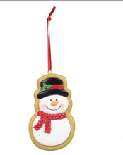 Load image into Gallery viewer, SNOWMAN ORNAMENT
