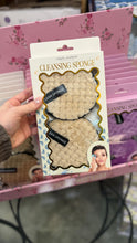 Load image into Gallery viewer, MAKE-UP REMOVER KIT SET
