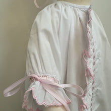 Load image into Gallery viewer, FINN WHITE DAYGOWN - NB
