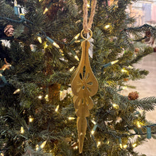 Load image into Gallery viewer, GOLD 3-D METAL ORNAMENT
