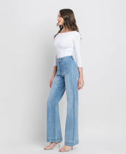 Load image into Gallery viewer, FLYING MONKEY VINTAGE FRONT PATCH POCKET FLARE JEANS
