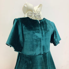 Load image into Gallery viewer, ADDISON VELVET DRESS GREEN
