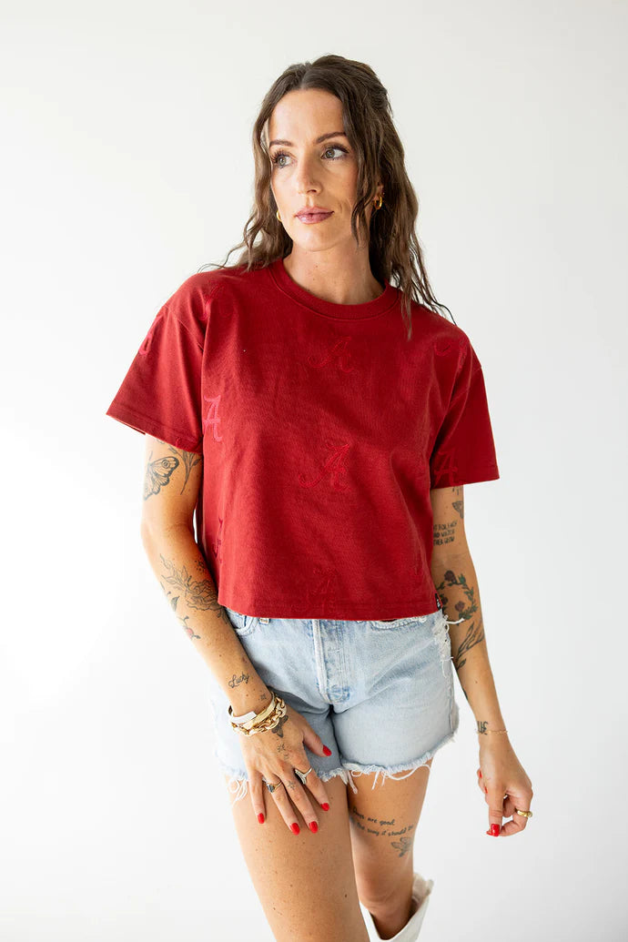 HEAVYWEIGHT CROP TEE