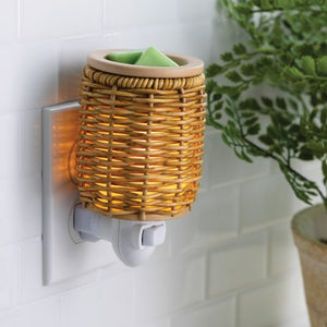 PLUGGABLE WICKER LANTERN FRAGANCE WARMER