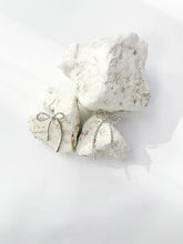 Load image into Gallery viewer, BOW EARRINGS
