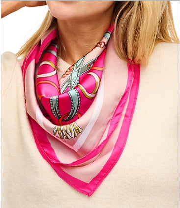 CHAIN PRINTED PINK SILKY SCARF