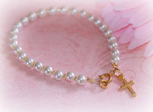 Load image into Gallery viewer, GLASS PEARLS BRACELET W/GOLD CROSS
