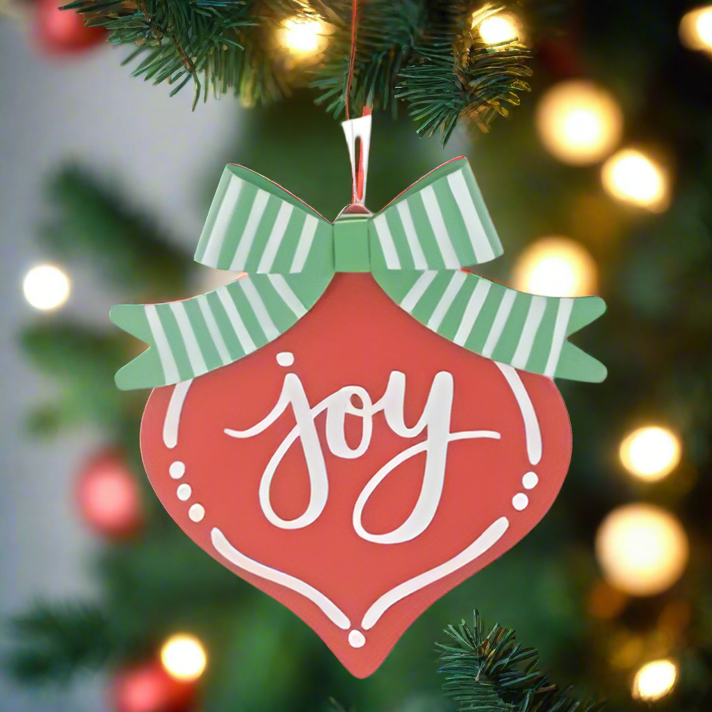 WOOD ORNAMENT WITH CHRISTMAS MESSAGES