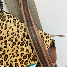 Load image into Gallery viewer, GRACY CHEETAH BAG
